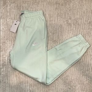 Nike Men's Mint Green tapered leg sweat pants